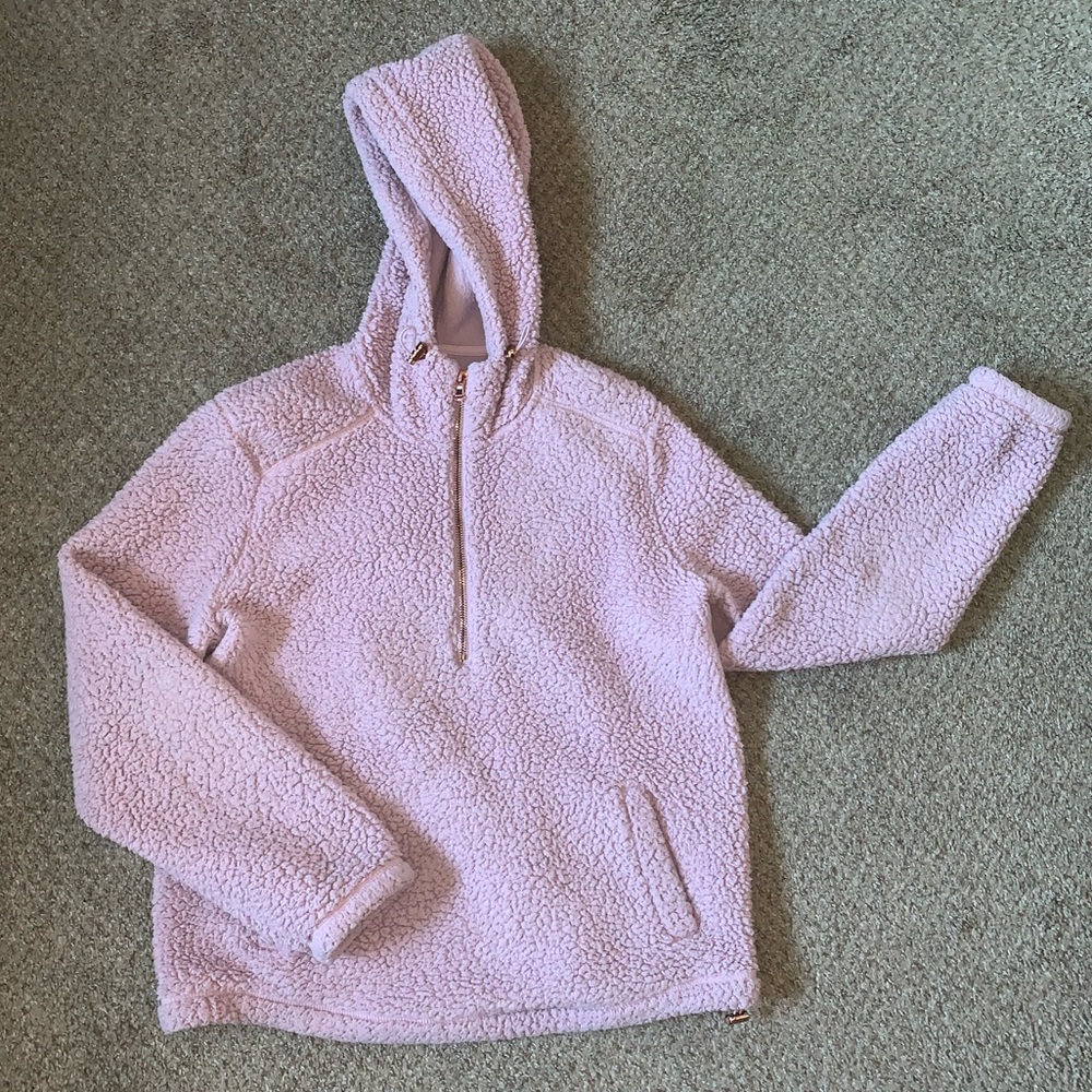 Old Navy Active fuzzy sweater